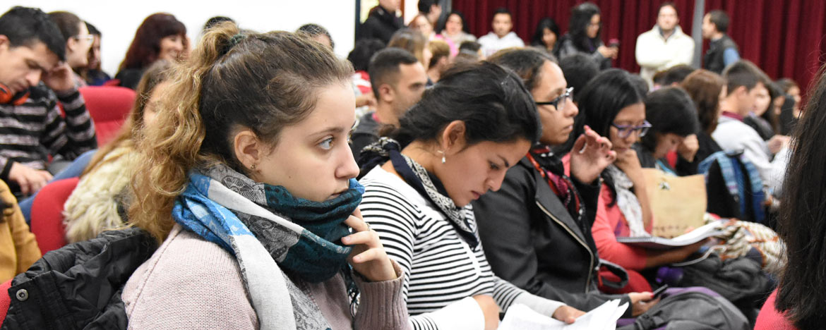 Estudiantes de Compromiso Social Estudiantil