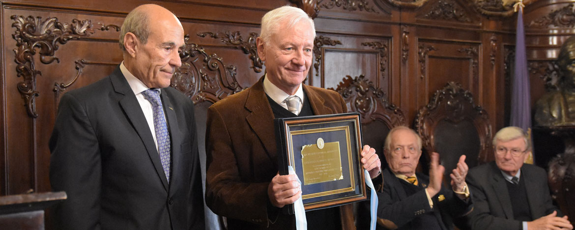 Centenario de la Reforma Universitaria: homenaje de la Academia Nacional de Ciencias a la UNC