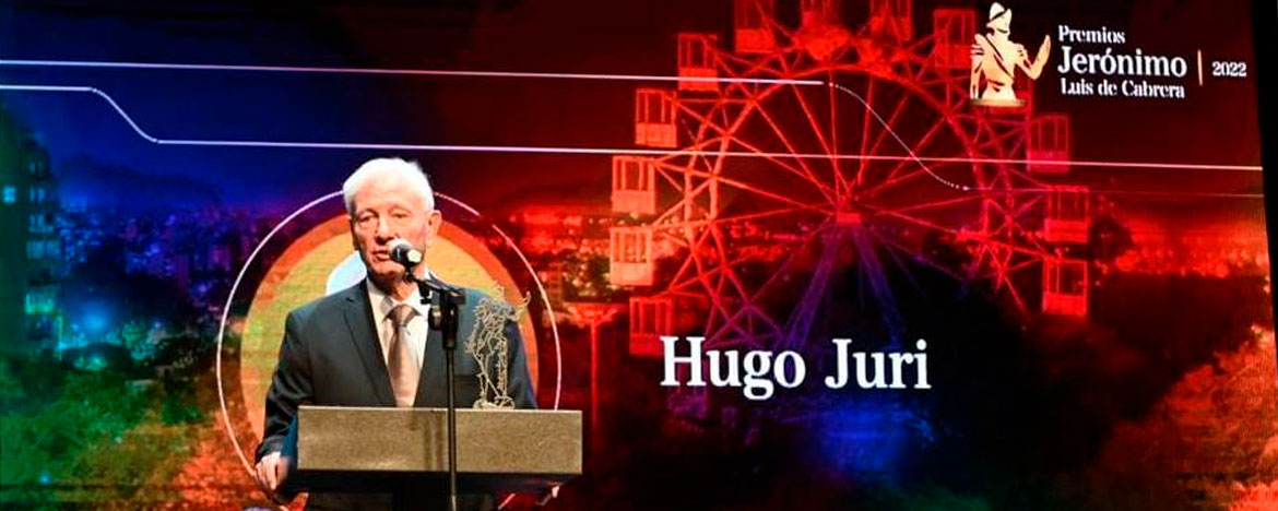 Juri recibió el premio Jerónimo Luis de Cabrera 2022