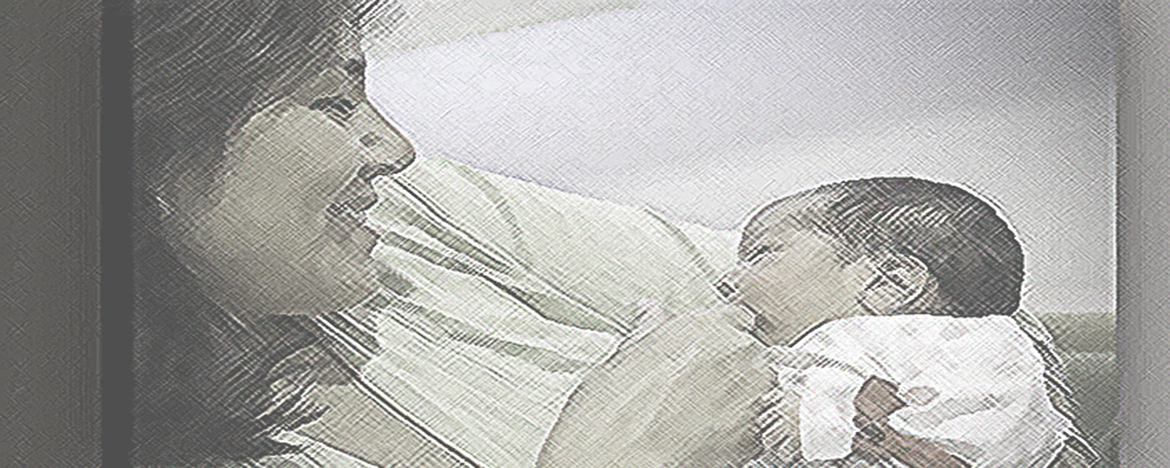 madre amamantando a su hijo
